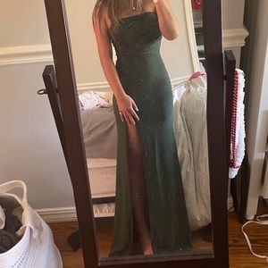 Beautiful strapless prom/ball dress with slit!